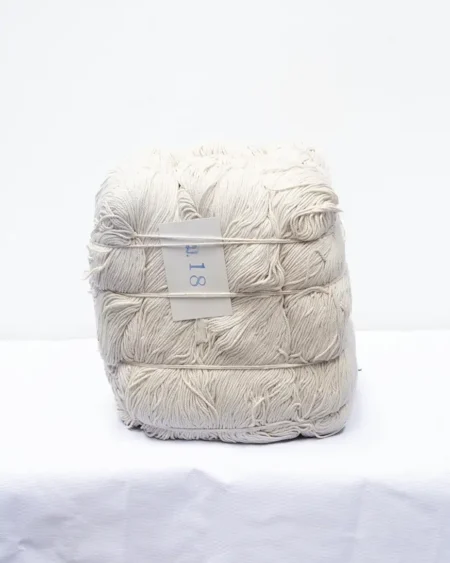 ด้ายขาวผูกพริก