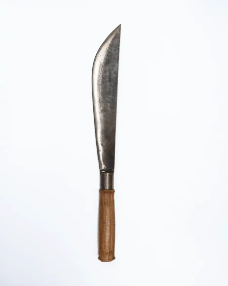 มีดปลายแหลม