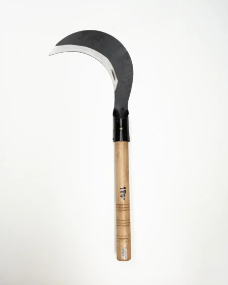 เคียวแมงกานีสใหญ่-ใบเคียวเหล็กกล้าแมงกานีสสีดำ-ด้ามจับไม้เนื้อแข็งกลึงเรียบ-แข็งแรงคมกริบ