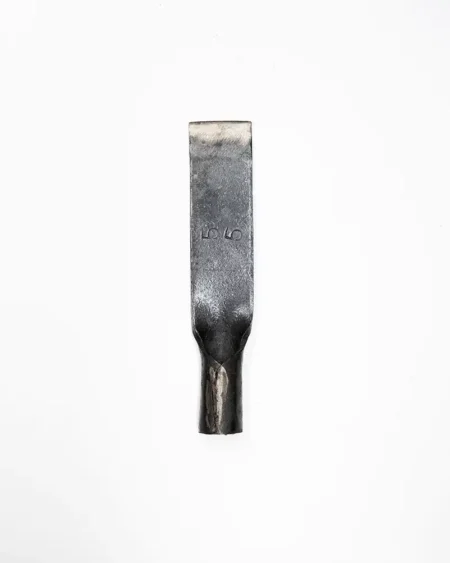 เสียมลิ่มเหล็กกล้า-งานตีมือสีดำ-ใบเสียมทรงลิ่มหนาพิเศษ-คมกริบแข็งแรง-สำหรับขุดหน่อไม้และเจาะดินแข็ง