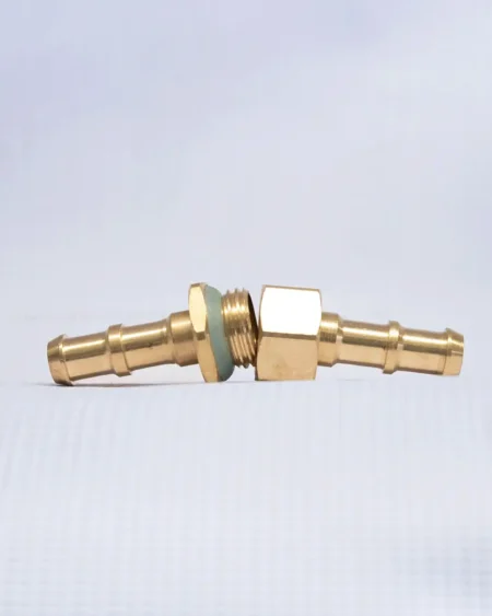 ชุดข้อต่อสายพ่นยา-ทองเหลืองแท้-ตัวผู้และตัวเมีย-เกลียวมาตรฐาน-หนาพิเศษ-ทนแรงดันสูง