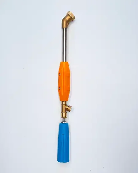 ด้ามพ่นยารุ่นมาตรฐาน-หัวงอ-ความยาว-1.5-ฟุต-สีฟ้า-ส้ม-ก้านสแตนเลส-หัวทองเหลือง