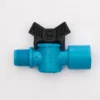 วาล์วเกษตรพลาสติกสีดำ-ขนาด-1/2-นิ้ว-ด้านหนึ่งสวมท่อPVC-อีกด้านเป็นเกลียวนอก-ด้ามจับสีเขียว/แดง-สำหรับงานสวนและเกษตร