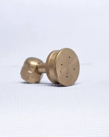 หัวพ่นยาทำจากทองเหลืองแท้-4-รู-พร้อมข้องอ-ปรับทิศทางได้-ทนทานไม่เป็นสนิม