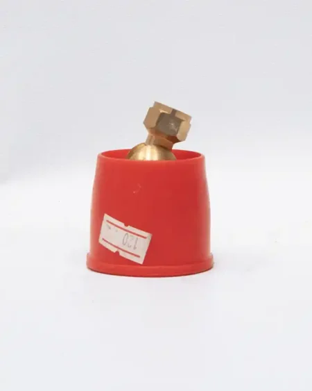 หัวพ่นยาหมวกแดง