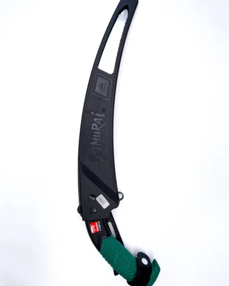 เลื่อยตัดกิ่งไม้-SAMURAI-รุ่น-C-330-LH-พร้อมปลอกพลาสติกสีดำ-ดีไซน์ญี่ปุ่น-คมกริบ